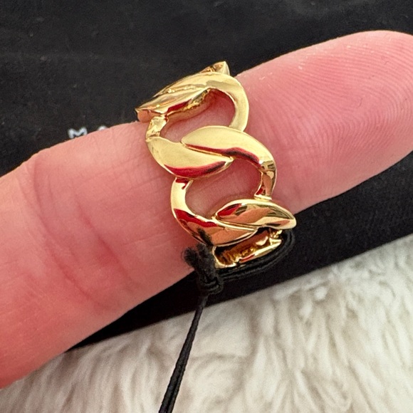 Marc by Marc Jacobs Gold Statement Ring - Picture 2 of 4